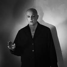 V11 x Rotown presents: Johannes is zijn naam